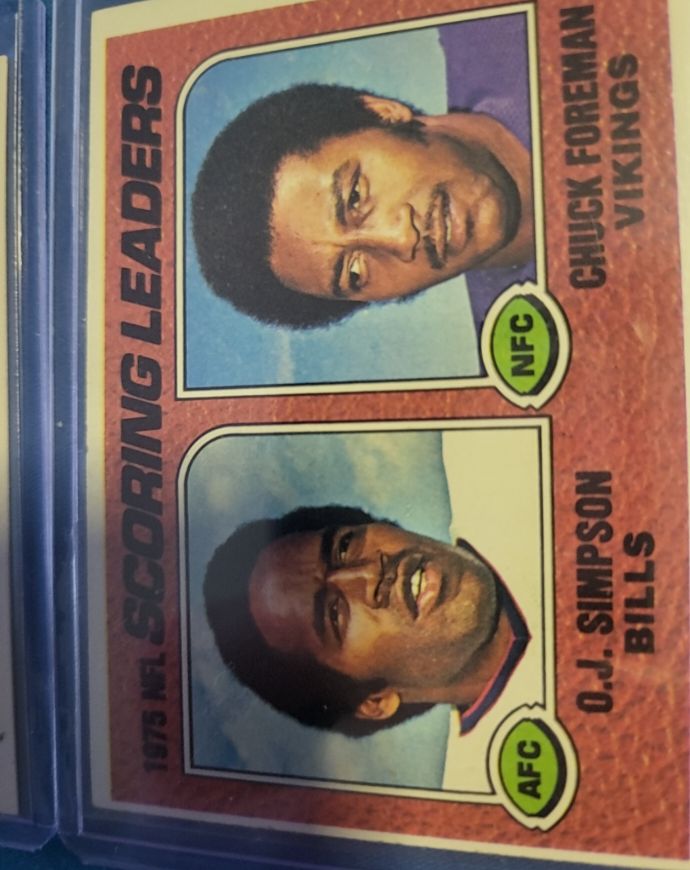1976 Topps #204 1975 Scoring Leaders (O.J. Simpson / Chuck Foreman) — front