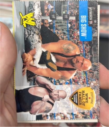 2010 WWE Magazine Future Hall Of Famer Perforated Card #10 Big Show — front