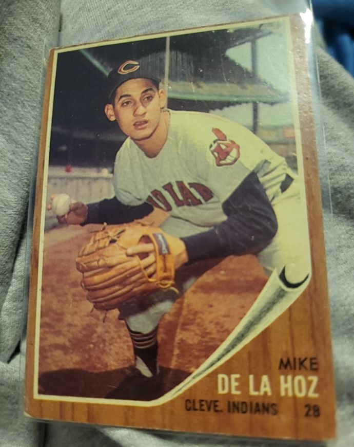 1962 Topps #123 Mike De La Hoz — front