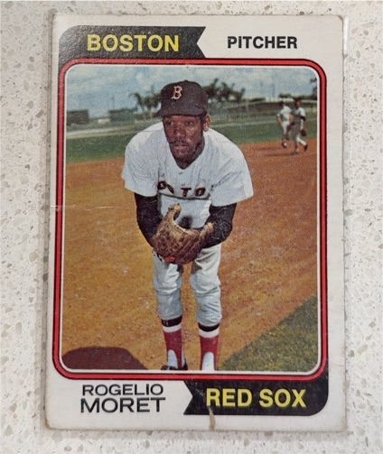 1974 Topps #590 Rogelio Moret — front