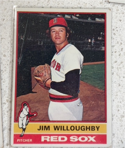 1976 Topps #102 Jim Willoughby — front