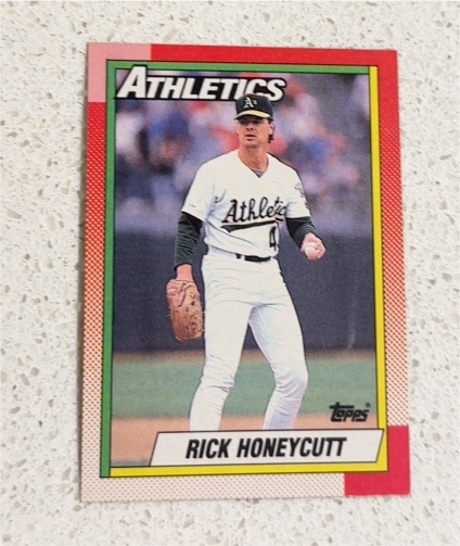 1990 Topps #582 Rick Honeycutt — front