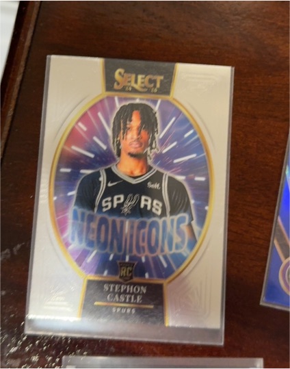 2024-25 Panini Select #3 Stephon Castle Neon Icons — front
