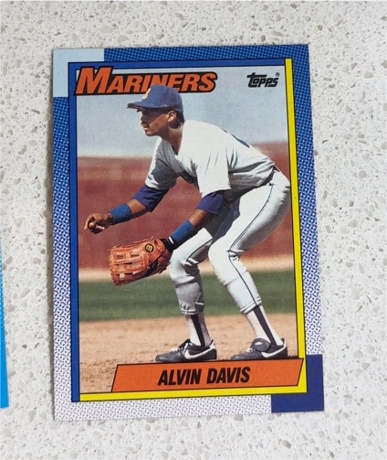 1990 Topps #373 Alvin Davis — front