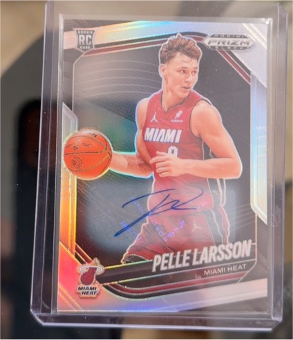 2024-25 Panini Prizm Black #130 Pelle Larsson — front