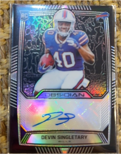 2019 Panini Obsidian #RA-DSI Devin Singletary — front