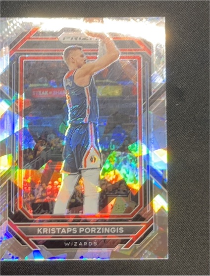 2022-23 Panini Prizm #191 Kristaps Porzingis — front