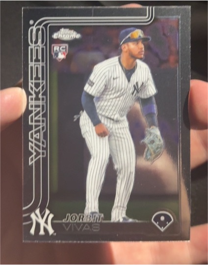 2025 Topps Chrome Update #USC113 Jorbit Vivas — front