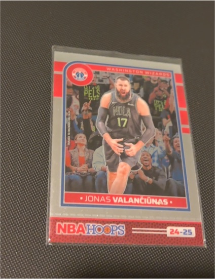 2024-25 Panini NBA Hoops #24 Jonas Valančiūnas — front