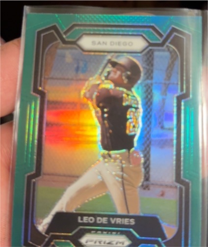 2024 Panini Prizm #64 Leo De Vries — front