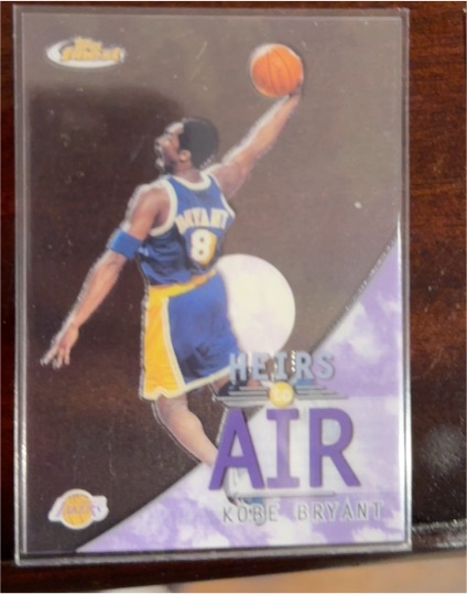 1999 Topps Finest Heirs To Air #HA10 Kobe Bryant — front