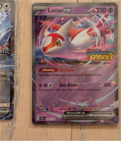 2022 Pokémon SV08 Surging Sparks #076 Latias ex — front