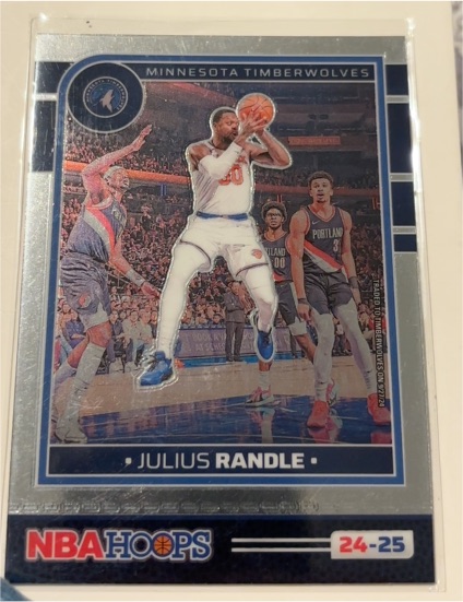 2024-25 Panini NBA Hoops #89 Julius Randle — front