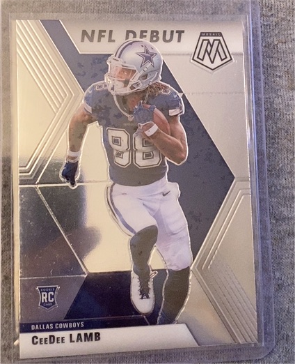 2020 Panini Mosaic #268 CeeDee Lamb NFL Debut Rookie Card — front