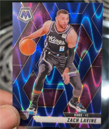2024-25 Panini Mosaic #44 Zach LaVine — front