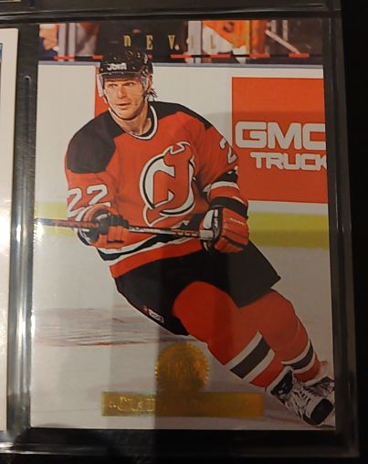 1994-95 Leaf #185 Claude Lemieux New Jersey Devils — front