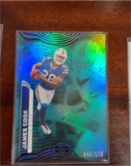 2022 Panini Illusions #11 James Cook Rookie — front