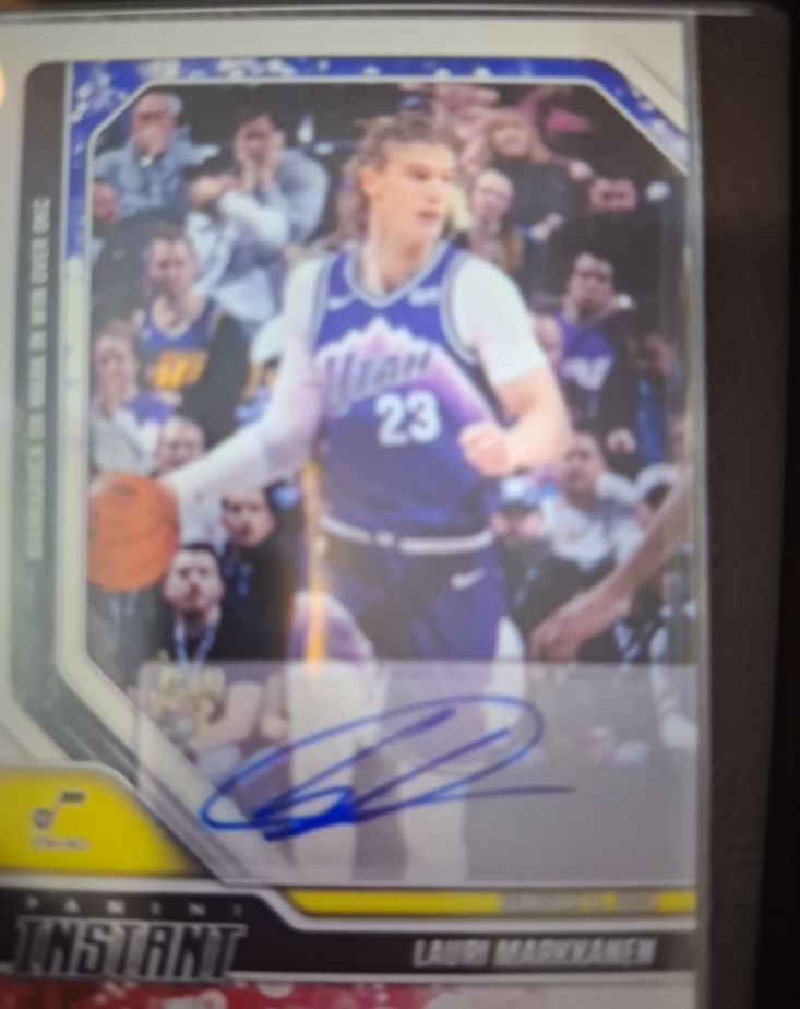 2024-25 Panini Instant Lauri Markkanen #Instant — front