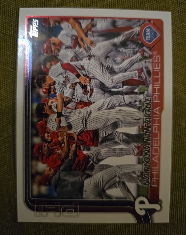 2025 Topps #159 Philadelphia Phillies — front