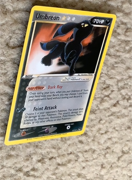 2021 Pokémon Celebrations #17 Umbreon Gold Star — front