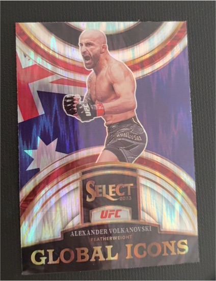 2023 Panini Select UFC #20 Alexander Volkanovski Global Icons — front