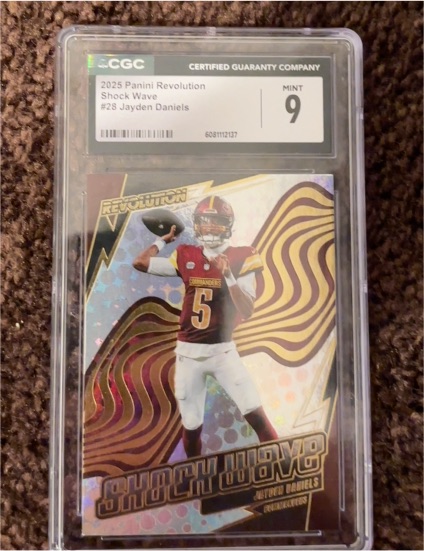 2025 Panini Revolution #28 Jayden Daniels Shock Wave — front