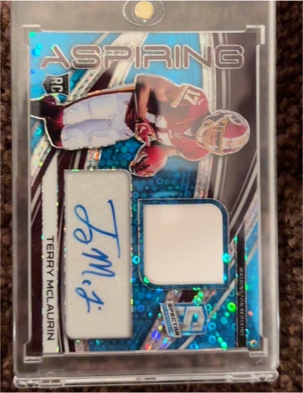 2020 Panini Spectra Aspiring Patch Autographs #Terry McLaurin — front