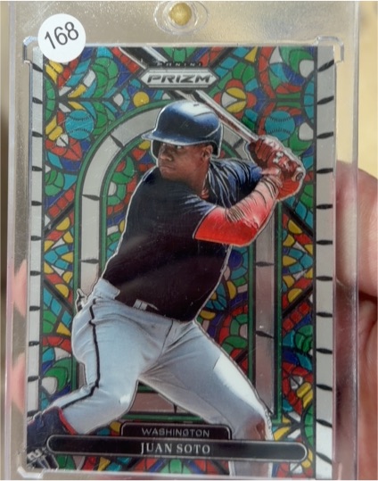 2022 Panini Prizm Stained Glass #SG-2 Juan Soto — front