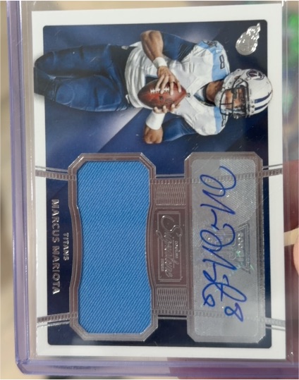 2015 Panini Contenders Signature Series #18 Marcus Mariota — front