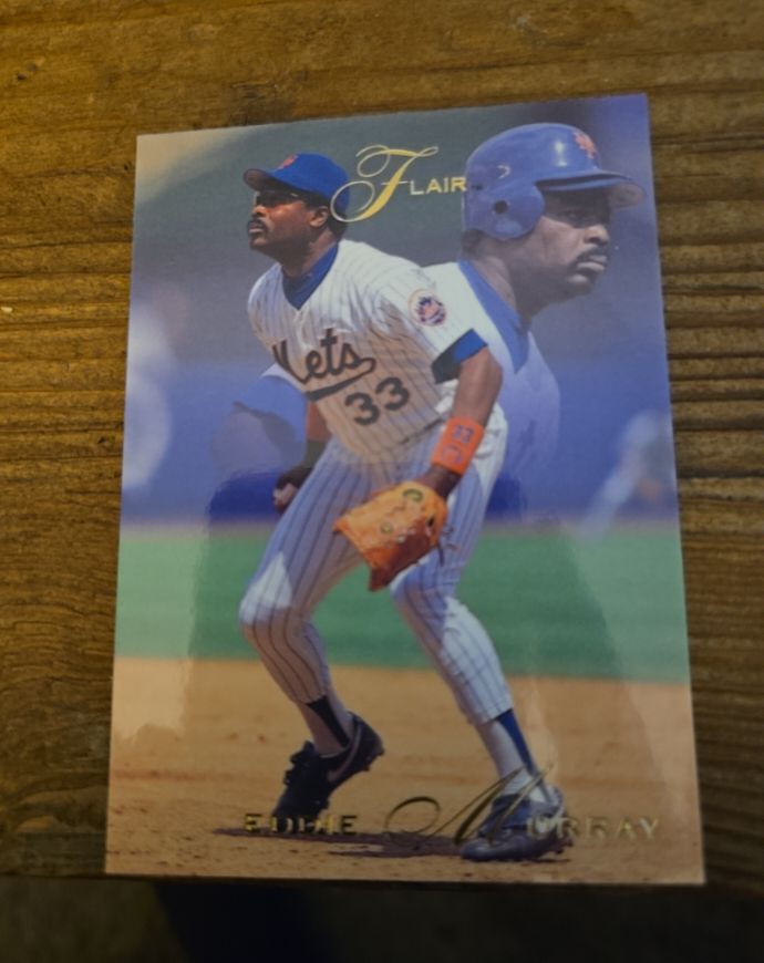 1993 Fleer Flair #94 Eddie Murray — front