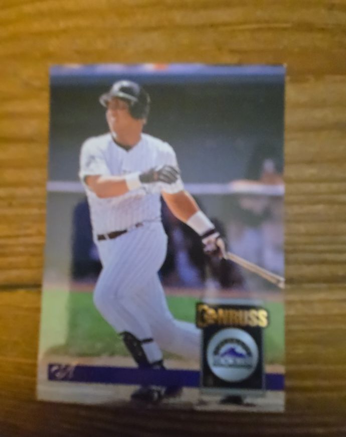 1994 Donruss #76 Freddie Benavides — front