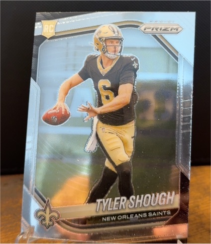 2025 Panini Prizm #327 Tyler Shough — front
