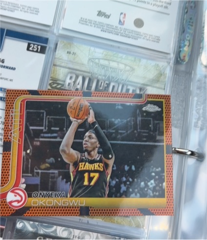 2025-26 Topps Chrome #17 Onyeka Okongwu — front