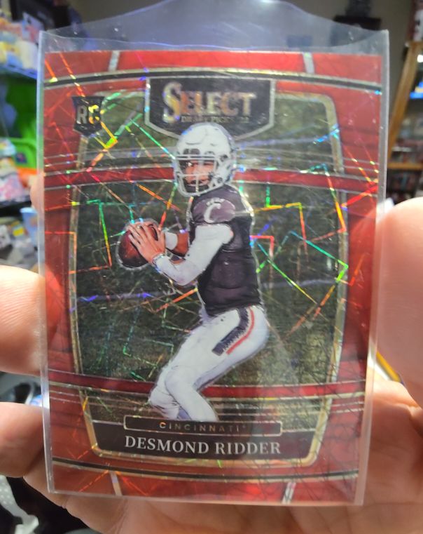 2022 Panini Select Draft Picks #17 Desmond Ridder — front