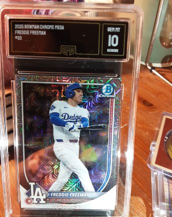 2025 Bowman Chrome Mega #33 Freddie Freeman — front