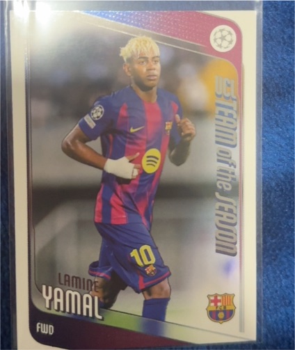 2025-26 Topps UEFA Club Competitions #10 Lamine Yamal — front