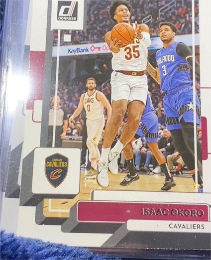 2022-23 Donruss #39 Isaac Okoro — front