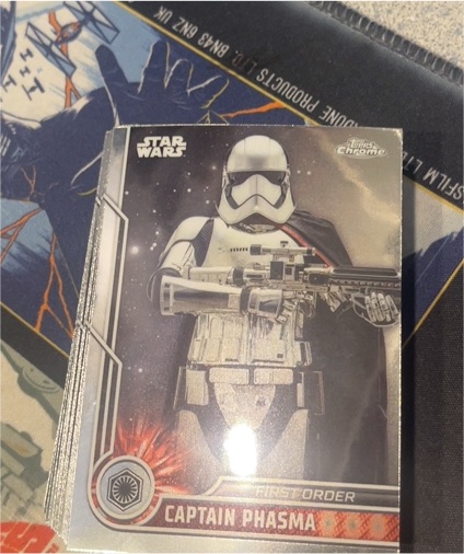 2023 Topps Chrome Star Wars #59 Captain Phasma — front