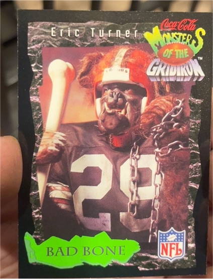 1994 Coca-Cola Monsters of the Gridiron #23 Eric Turner — front