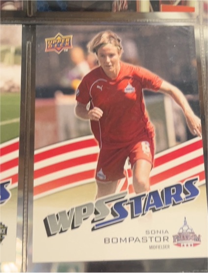 2010 Upper Deck MLS #199 Sonia Bompastor — front