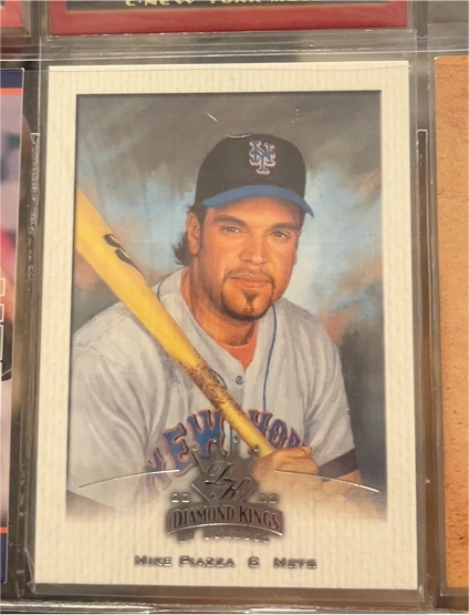 2002 Donruss Diamond Kings #67 Mike Piazza — front