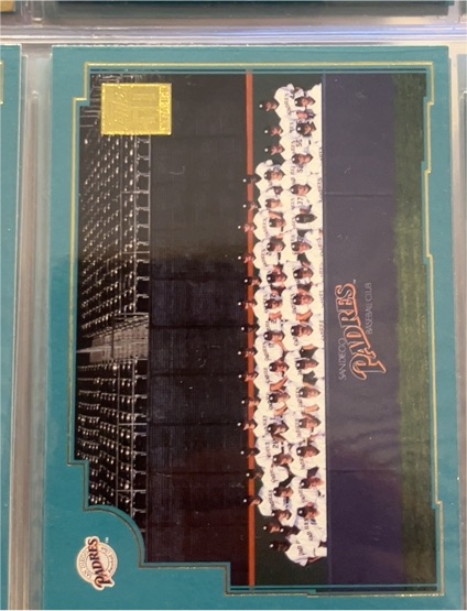 2001 Topps #775 San Diego Padres — front