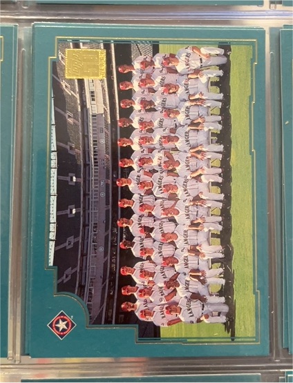 2001 Topps #752 Los Angeles Angels Team Card — front