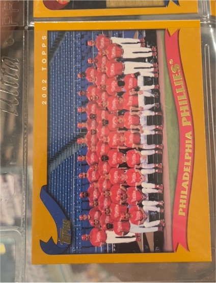 2002 Topps #662 Philadelphia Phillies Team — front