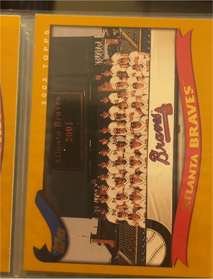 2002 Topps #643 Atlanta Braves — front