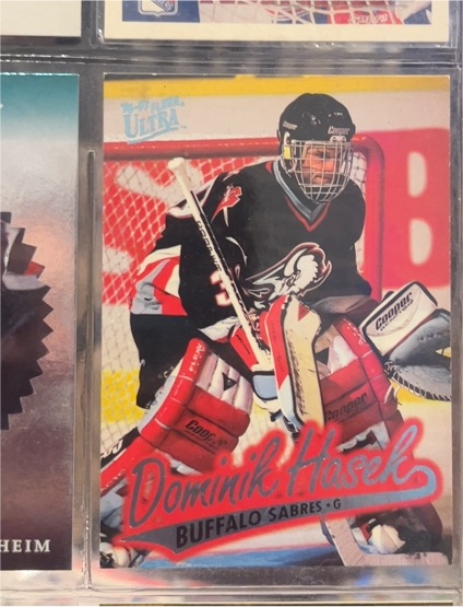 1996-97 Fleer Ultra #16 Dominik Hasek — front