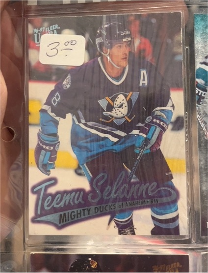 1996-97 Fleer Ultra #6 Teemu Selanne — front