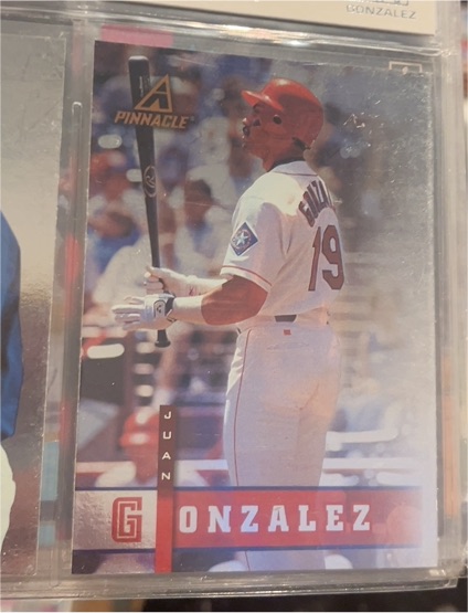 1998 Pinnacle #116 Juan Gonzalez — front