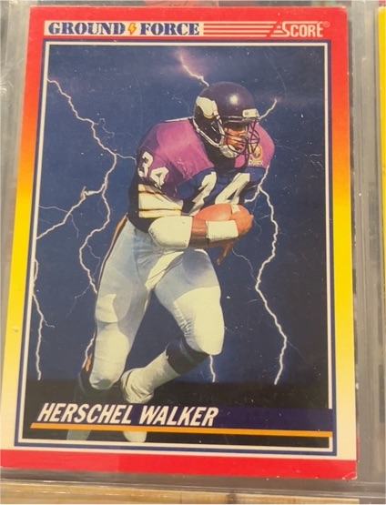 1990 Score #561 Herschel Walker — front