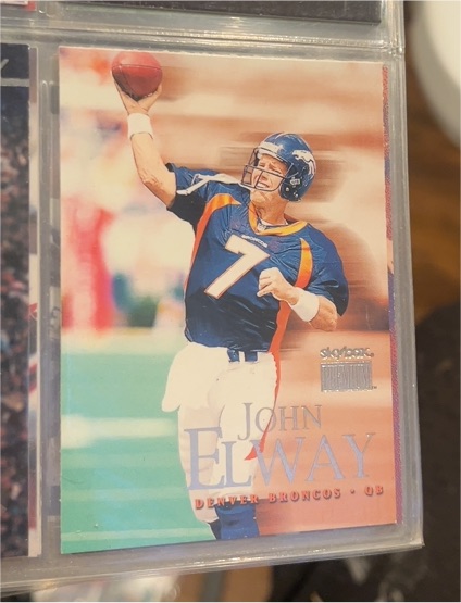 1999 SkyBox Premium #59 John Elway — front